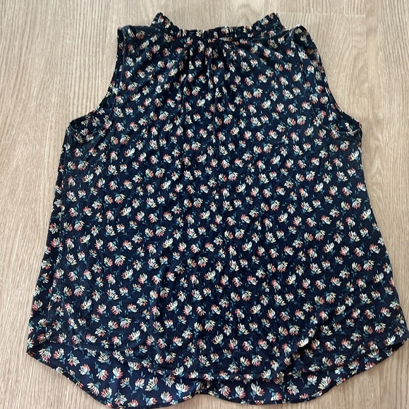 Ann Taylor Loft Tank - Picture 5 of 6